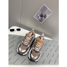 발렌시아가트리플s