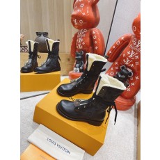 루이비통신발