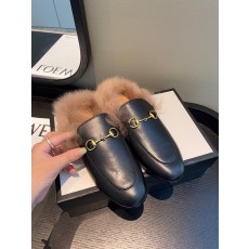 구찌 레더 슬리퍼