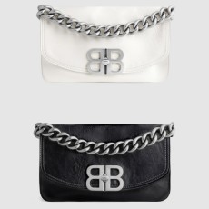 발렌시아가 BB 소프트 스몰 플랩백