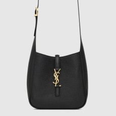 생로랑 LE 5A7 호보백