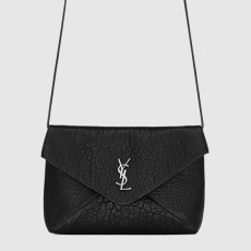 생로랑 카산드라 메신저백