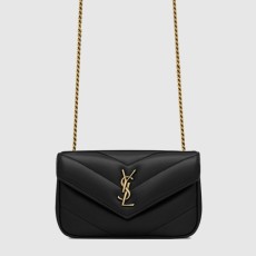 생로랑 램스킨 소재 루루 토이