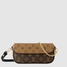 루이비통 체인 아이비 M26587